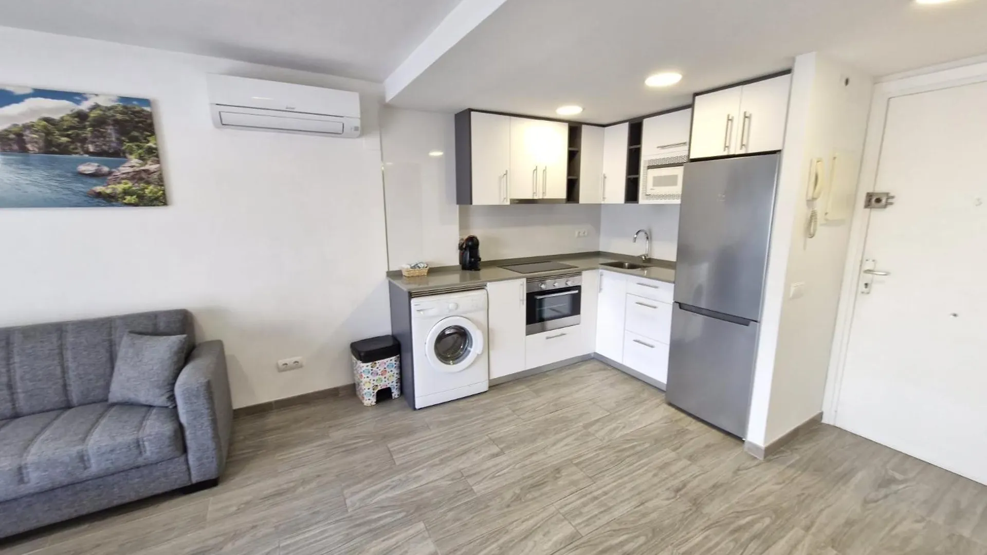 Apartamento Centrico En 살루